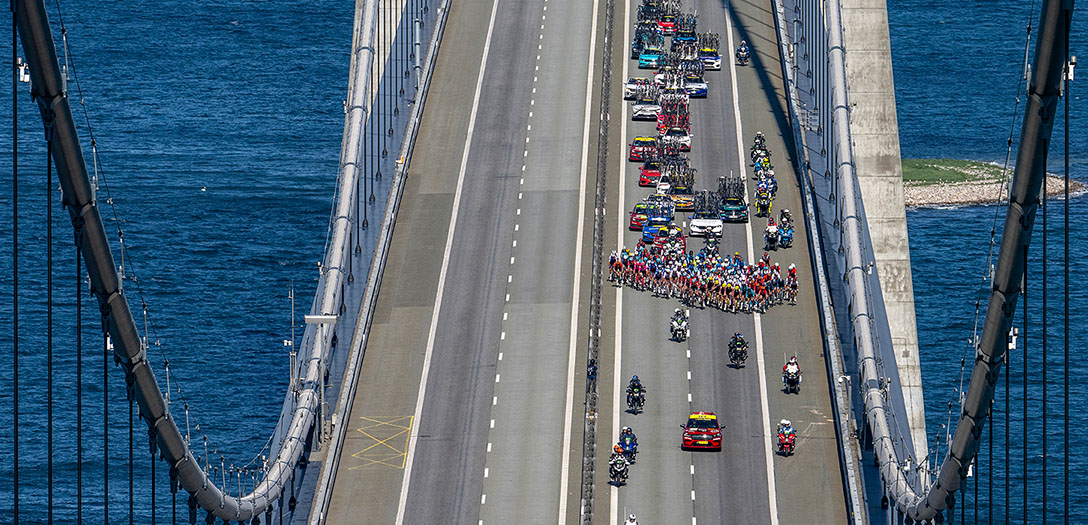 The riders crossing the Great Belt Bridge