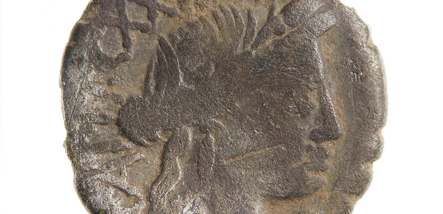 En af de romerske denarer fra Skellerupfundet