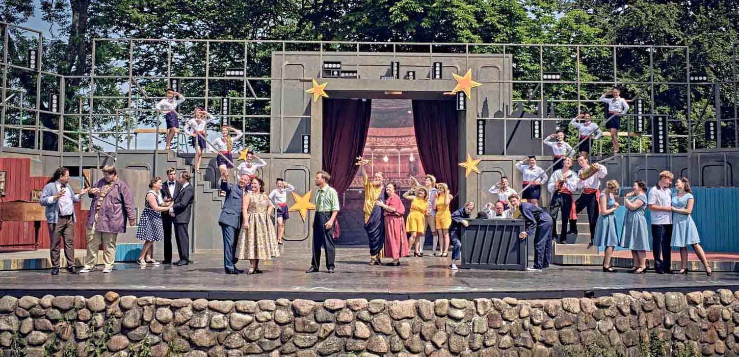 Nyborg Voldspil øver musical på volden