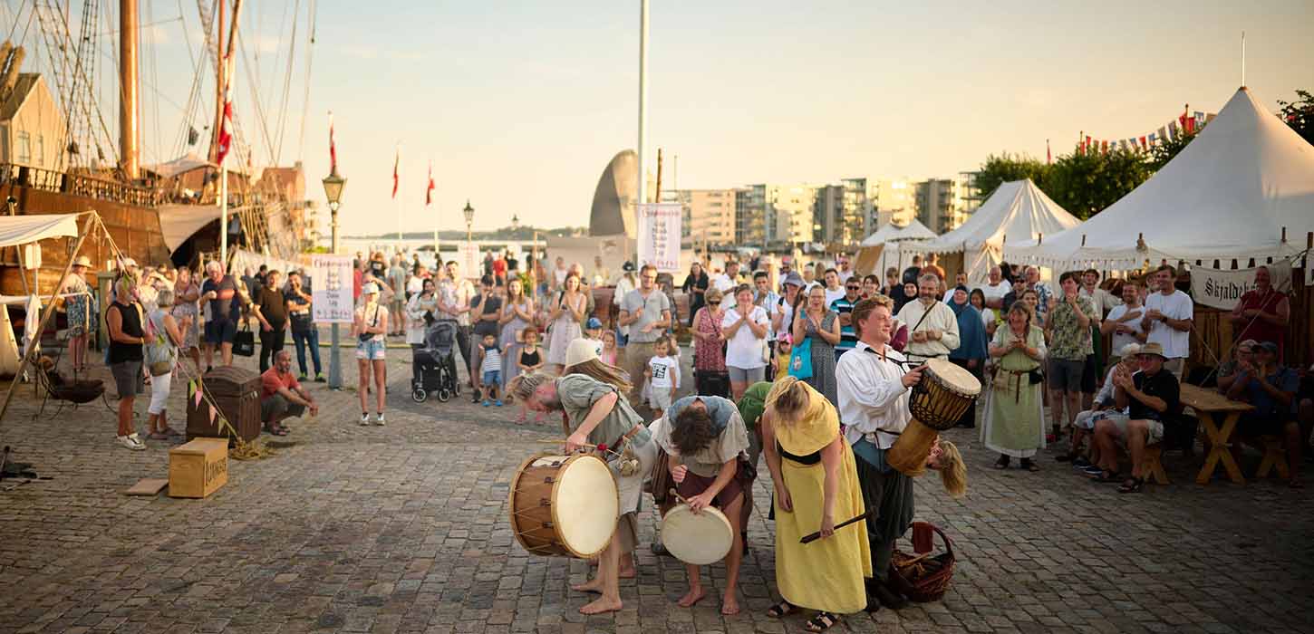 Band optræder på Havnen til Danehof